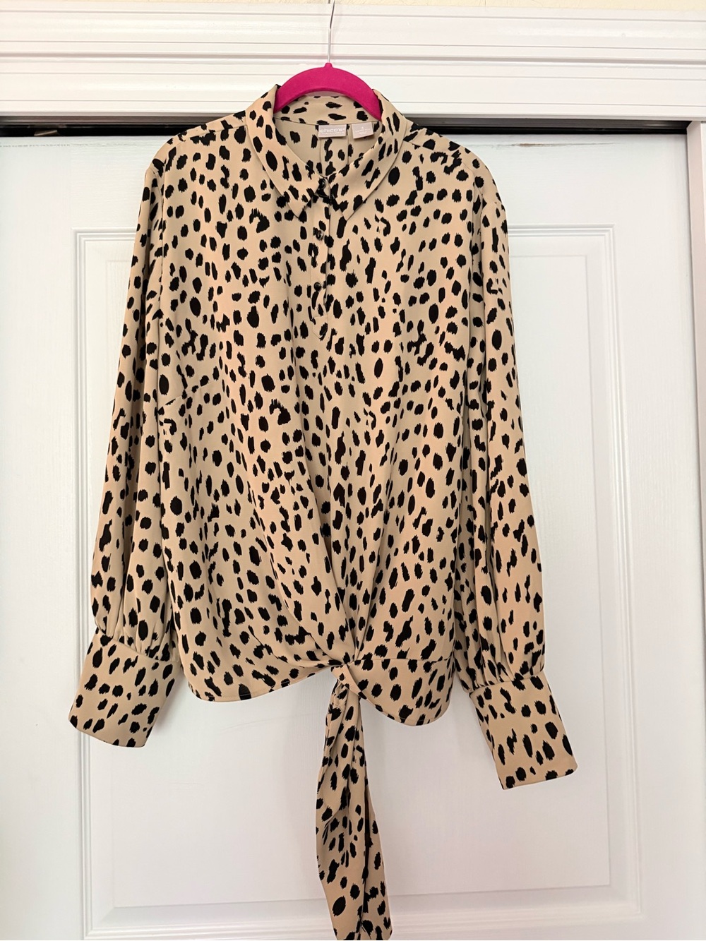 Chico’s Taupe & Black Leopard Tie-Front Blouse Full Blousy Sleeve